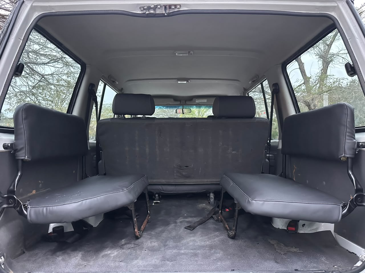 TOYOTA LAND CRUISER thumbnail 6